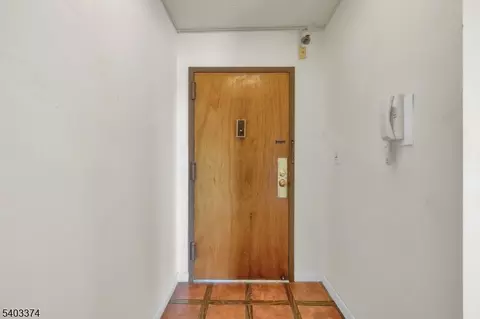 160 Overlook Ave #7A, Hackensack, NJ 07601 photo 10