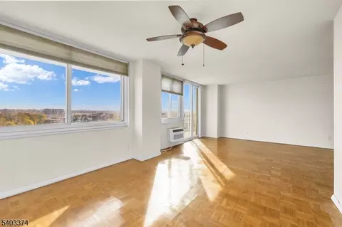 160 Overlook Ave #7A, Hackensack, NJ 07601 photo 20