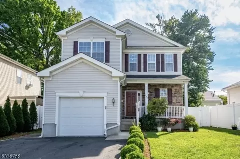 457 Teneyke Pl, Rahway, NJ 07065