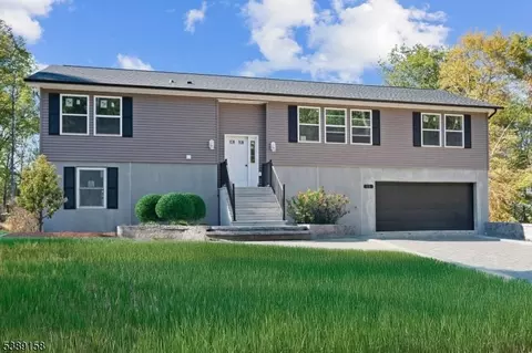 15 Bills Ln, Montague, NJ 07827