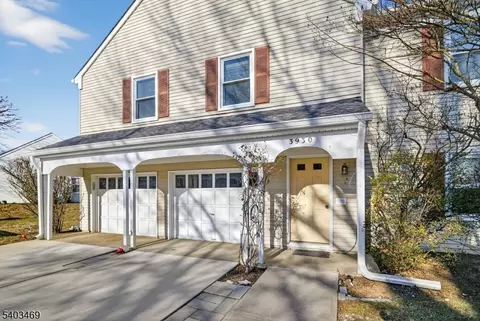 393 Newport Way O #O, Monroe Township, NJ 08831