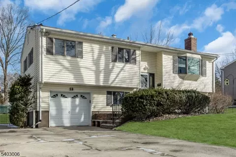 13 Fulton Rd, Somerset, NJ 08873
