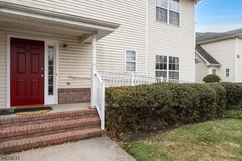 168 Forest Dr, Piscataway, NJ 08854