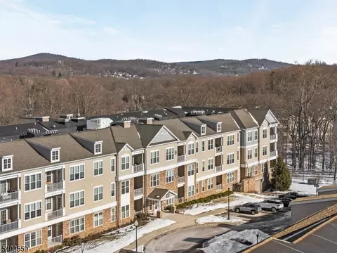6310 Veterans Dr #6310, Wharton, NJ 07885