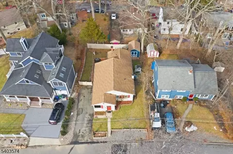 64 Highland Trl, Denville, NJ 07834