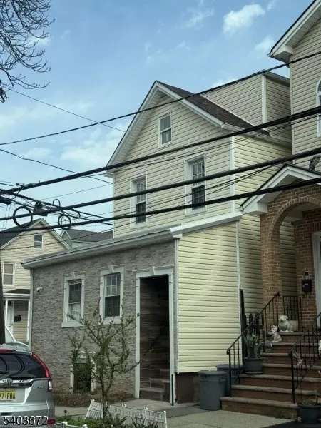 863 Lafayette St, Elizabeth, NJ 07201
