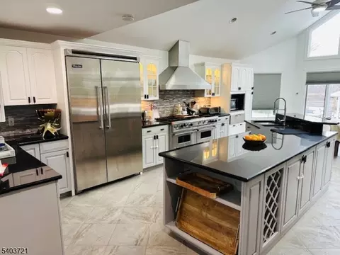 149 Oldham Rd, Wayne, NJ 07470 photo 2