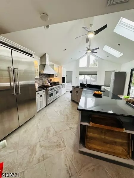 149 Oldham Rd, Wayne, NJ 07470 photo 5