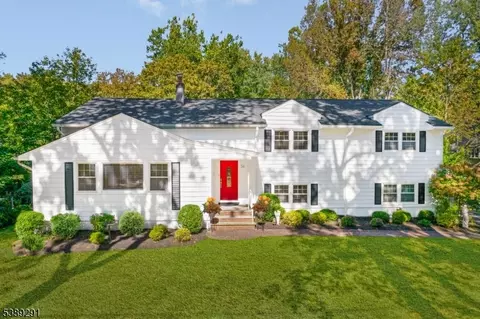 56 Valley Rd, Berkeley Heights, NJ 07922