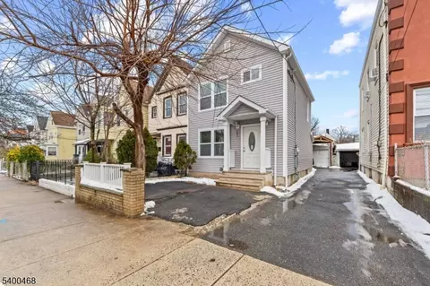 191 Harrison St, Passaic, NJ 07055