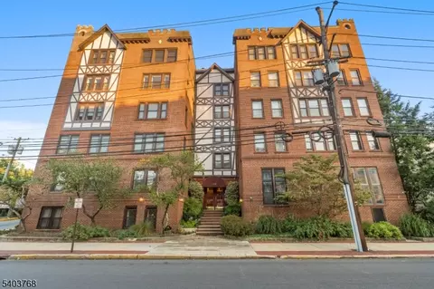 109 Grand Ave, Englewood, NJ 07631