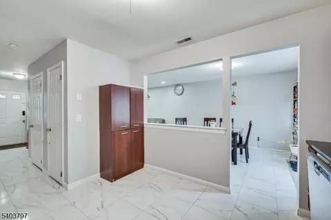 304 Maplecrest Rd, Edison, NJ 08820 photo 22
