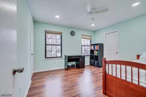 304 Maplecrest Rd, Edison, NJ 08820 photo 29