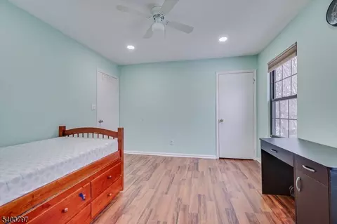 304 Maplecrest Rd, Edison, NJ 08820 photo 30