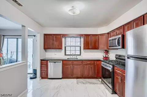 304 Maplecrest Rd, Edison, NJ 08820 photo 20