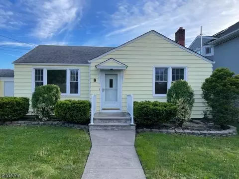 8 Fairview Ave, Secaucus, NJ 07094 photo 2