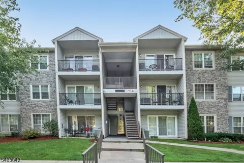 197 Robertson Way, Lincoln Park, NJ 07035