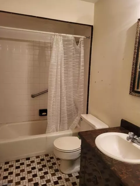 139 Webster Dr, Wayne, NJ 07470 photo 7