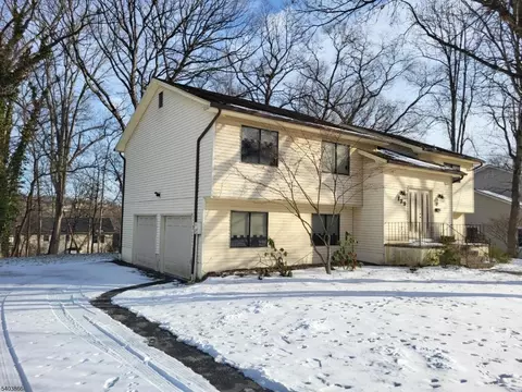 139 Webster Dr, Wayne, NJ 07470 photo 2