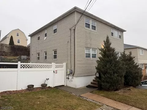 53 Devon Ter, Kearny, NJ 07032