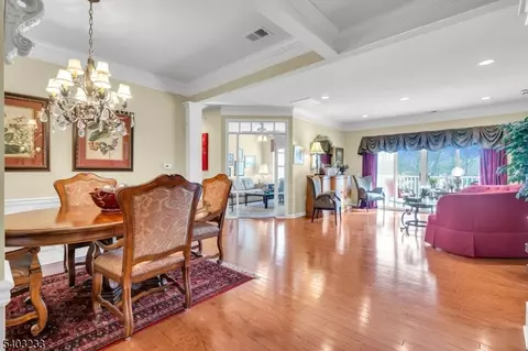 7307 Westover Way #7307, Somerset, NJ 08873