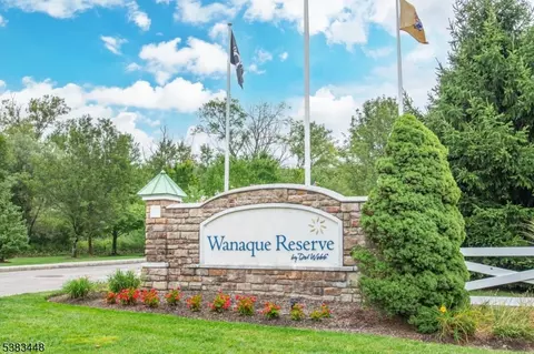 1116 Warrens Way, Wanaque, NJ 07465