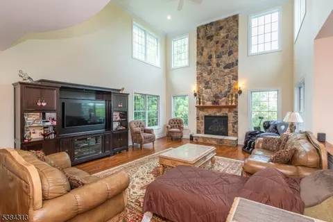 68 Eileen Dr, Cedar Grove, NJ 07009 photo 39