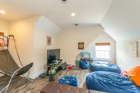 68 Eileen Dr, Cedar Grove, NJ 07009 photo 22