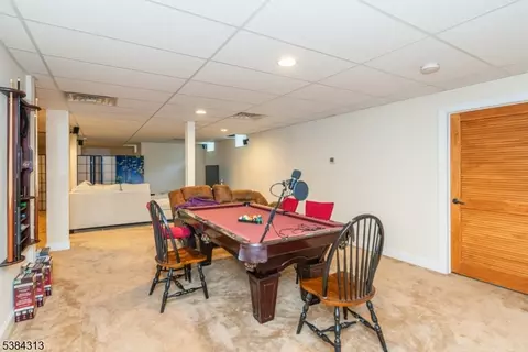 68 Eileen Dr, Cedar Grove, NJ 07009 photo 48
