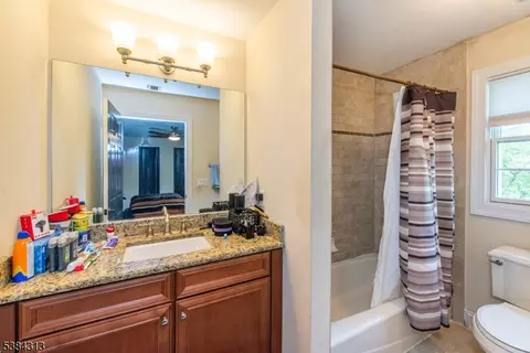 68 Eileen Dr, Cedar Grove, NJ 07009 photo 19