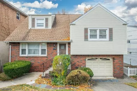 340 Northwood Way, Palisades Park, NJ 07650