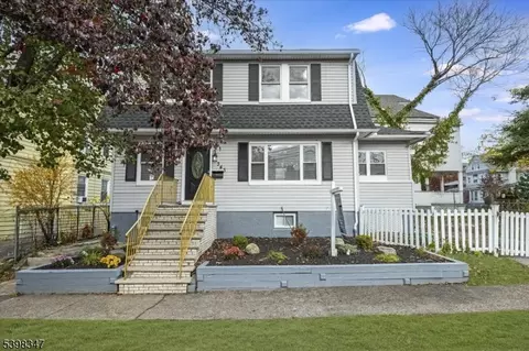 343 17th Ave, Paterson, NJ 07504