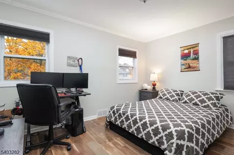 262 Valley Rd, Clark, NJ 07066 photo 11
