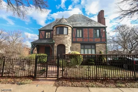 75-81 Chancellor Ave, Newark, NJ 07112