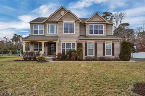211 Ripley Ct, Williamstown, NJ 08094