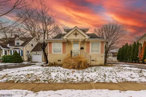 435 Spruce Ave, Garwood, NJ 07027