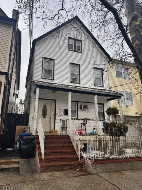 514 Marshall St #3, Elizabeth City, NJ 07206
