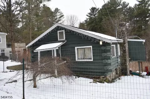 71 Dockerty Hollow Rd, West Milford, NJ 07480