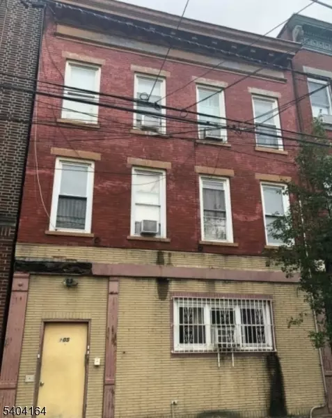 505 5th St, Union City, NJ 07087