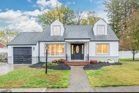 23 Liberty St, Saddle Brook, NJ 07663