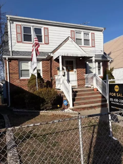 122 Sheridan Ave, Clifton, NJ 07011