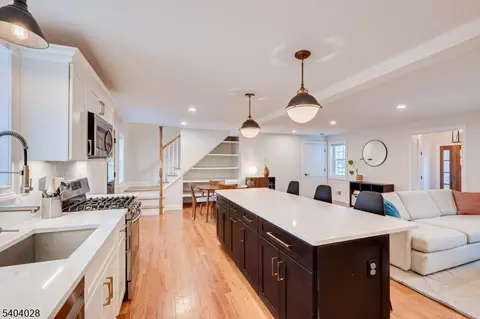 152 Fourth St, Edison, NJ 08837 photo 17