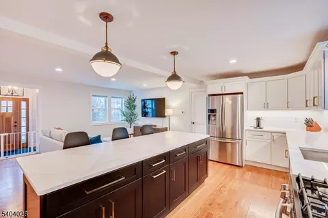 152 Fourth St, Edison, NJ 08837 photo 15