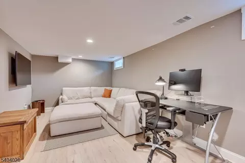 152 Fourth St, Edison, NJ 08837 photo 30