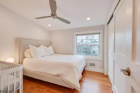 152 Fourth St, Edison, NJ 08837 photo 25