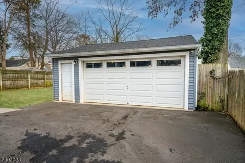 152 Fourth St, Edison, NJ 08837 photo 32
