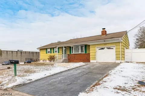 220 Montrose Ave, South Plainfield, NJ 07080
