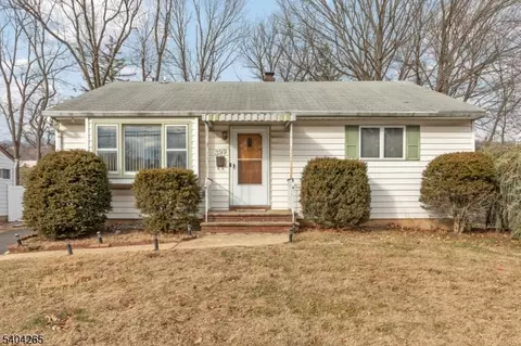 399 Richard Way, North Plainfield, NJ 07062