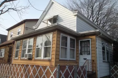 63 Sampson St, Garfield, NJ 07026