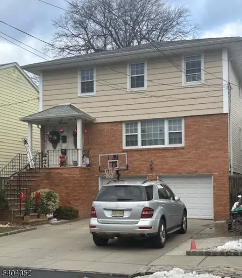 13 Queen Ct #2, Hillside, NJ 07205